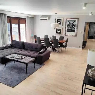 Kings City - Skawińska Apartment