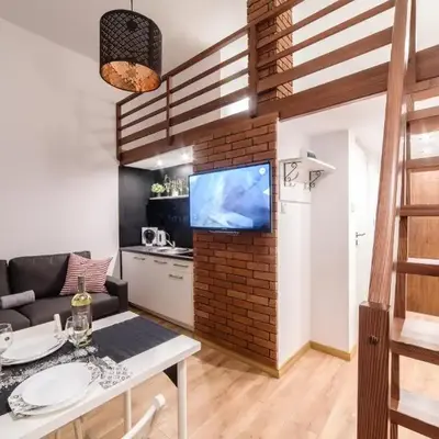 2 Nights Apartments - great location