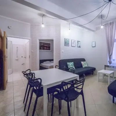 Apartament Izaaka