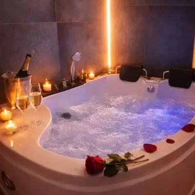 Jacuzzi & Bike Apartment