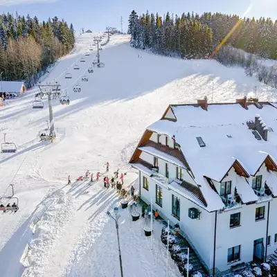 Hotel Kompleks Beskid z basenem i stokiem narciarskim - blisko Babiej Góry