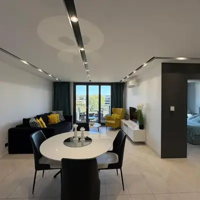 Beautiful apartment with air conditioning