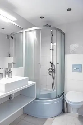 a bathroom with a shower and a sink and a toilet at MK Apartment 100m2 Friends&Family in Kraków