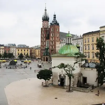 Main Square 18 view 2
