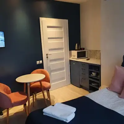 EURO-ROOM