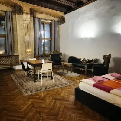 Main Square 18 King Apartament