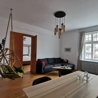 Designer Apartment 110m2 with King Size Beds & Equipped Kitchen