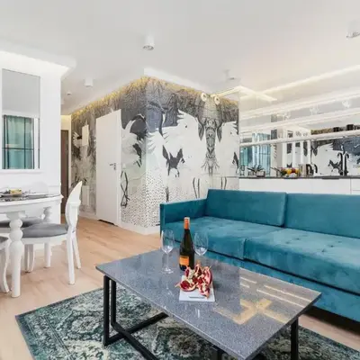 Riva Verona Apartment by Renters Prestige