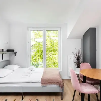 Smart Apartments - Old Town & Main Train Station - by Upstairs