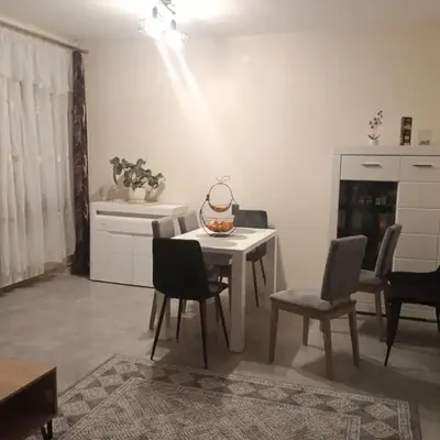 Uroczy Apartament 3