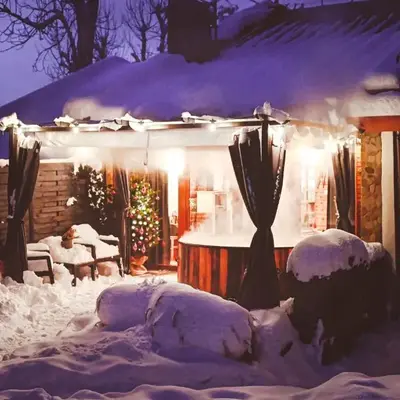 STRÓŻÓWKA SKI&SPA Domek nad rzeką z ogrodem i jacuzzi