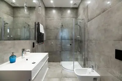 a bathroom with two sinks and a shower and a tub at NEO UNIQUE & BRIGHT Apartments, FREE PARKING, 15min Old Town & Kazimierz - by Homelike Krakow in Kraków
