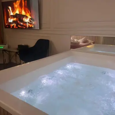 Apartament z Jacuzzi Kraków GLAMOUR Starowiślna