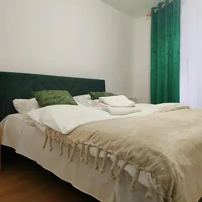 Hugo Eden Apartments