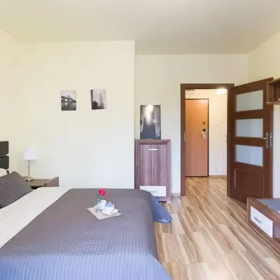 Przytulny apartament z parkingiem blisko Tauron Areny