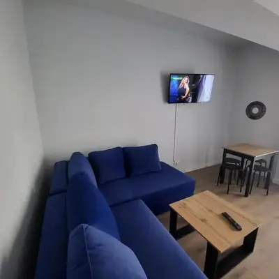 Nest Niebieski