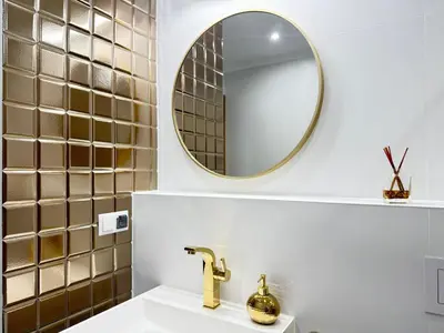 a bathroom with a sink and a mirror at Angel MINT Apartment - FREE PARKING - Balcony in Kraków